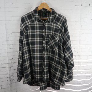 WILD FABLE BLACK WHITE LONG SLEEVE BUTTON DOWN OVERSIZED FLANNEL SHIRT SIZE XXL